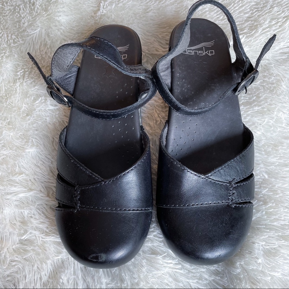 Dansko Clogged Sandal Size 38